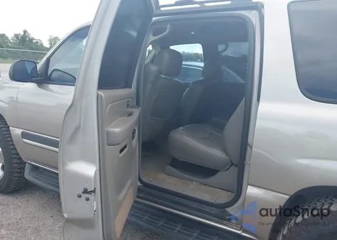 2004 Chevrolet Suburban 1500 Ls z USA, uszkodzony, nr VIN 1GNEC16Z24J195650